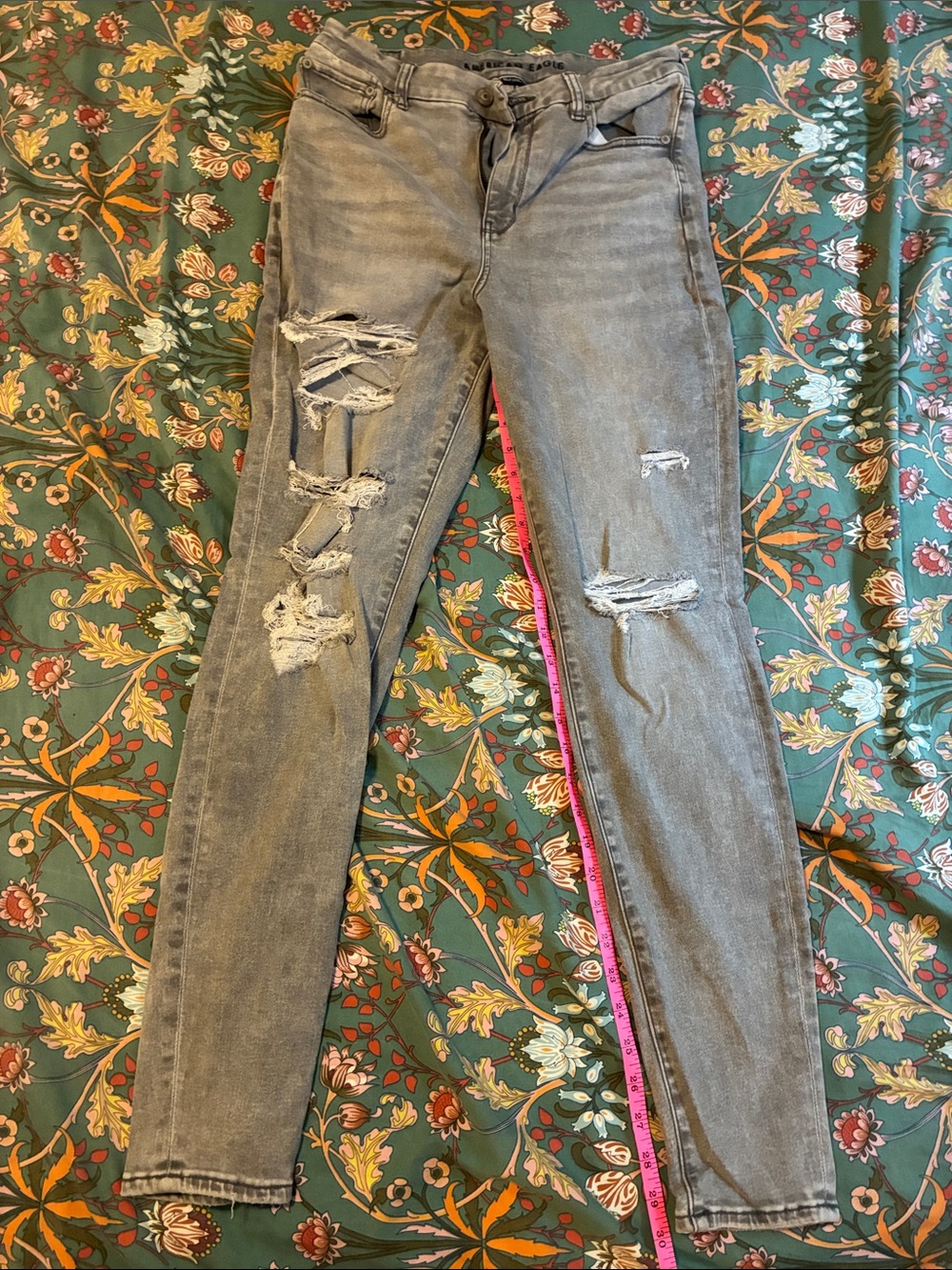 American Eagle Long Grey Jeans